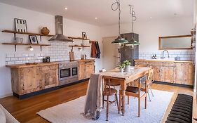 Penthouse At The Old Tea Factory
